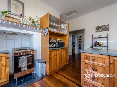 251 Durlacher Street, Geraldton WA 6530