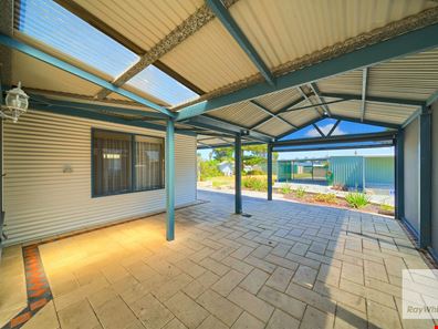 61 Adelaide Street, Milpara WA 6330