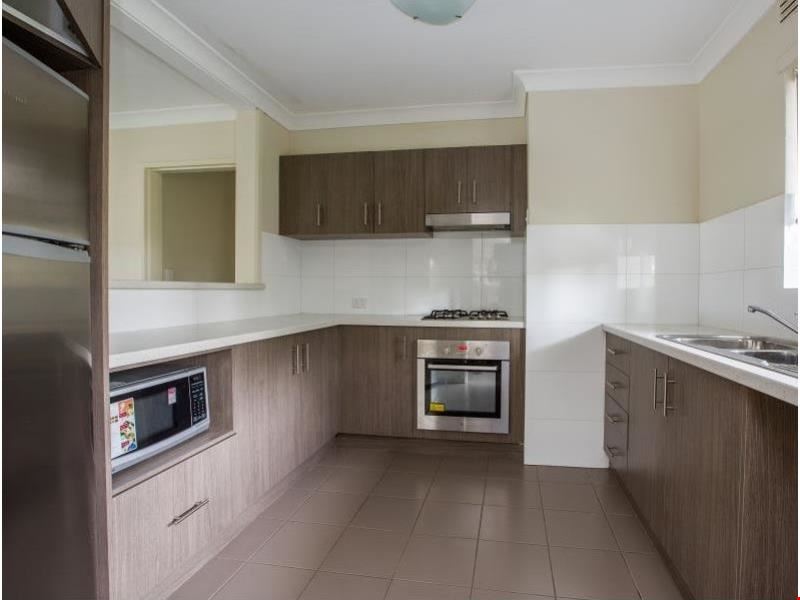 6/40 Reynolds  Way, Withers WA 6230