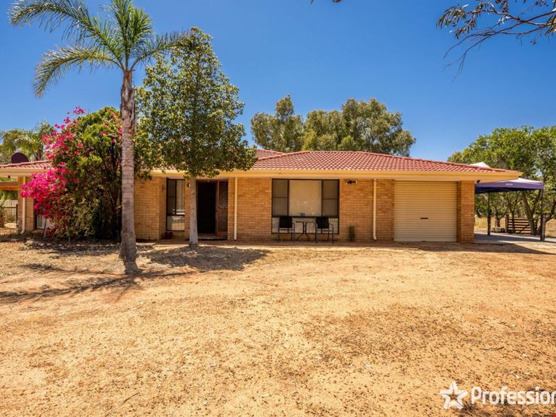 19 Longva Road, Moresby WA 6530