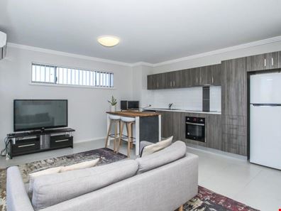 1/33 Plantagenet Crescent, Hamilton Hill WA 6163