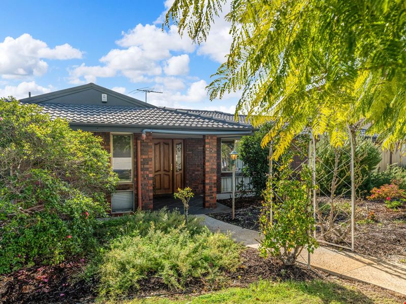 2A Letchworth Centre Avenue, Salter Point WA 6152