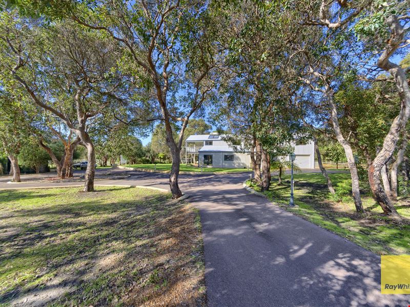 135 O'Connell Street, Little Grove WA 6330