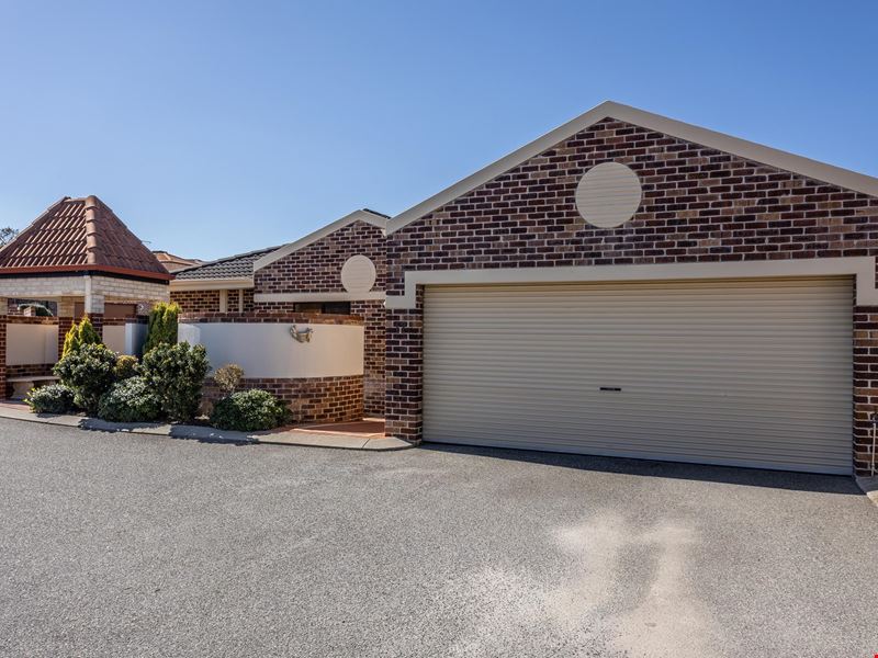 17/19 St Marks Drive, Hillarys WA 6025