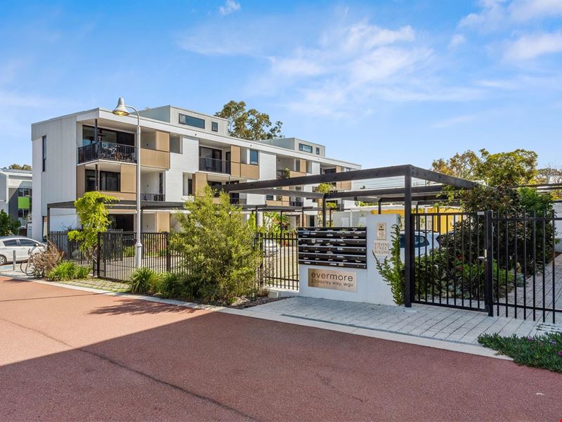 Beazley Way, White Gum Valley WA 6162