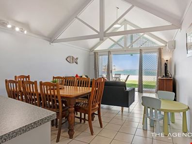 2/94 Grey Street, Kalbarri WA 6536