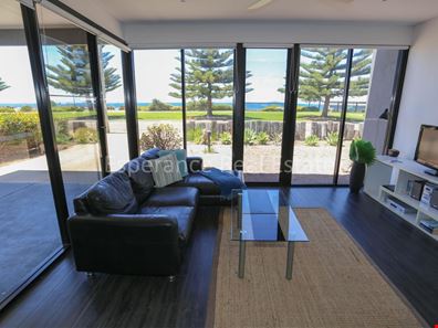 2/14 The Esplanade, Esperance WA 6450