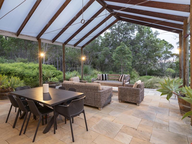 23 Zamia Grove, Yallingup WA 6282