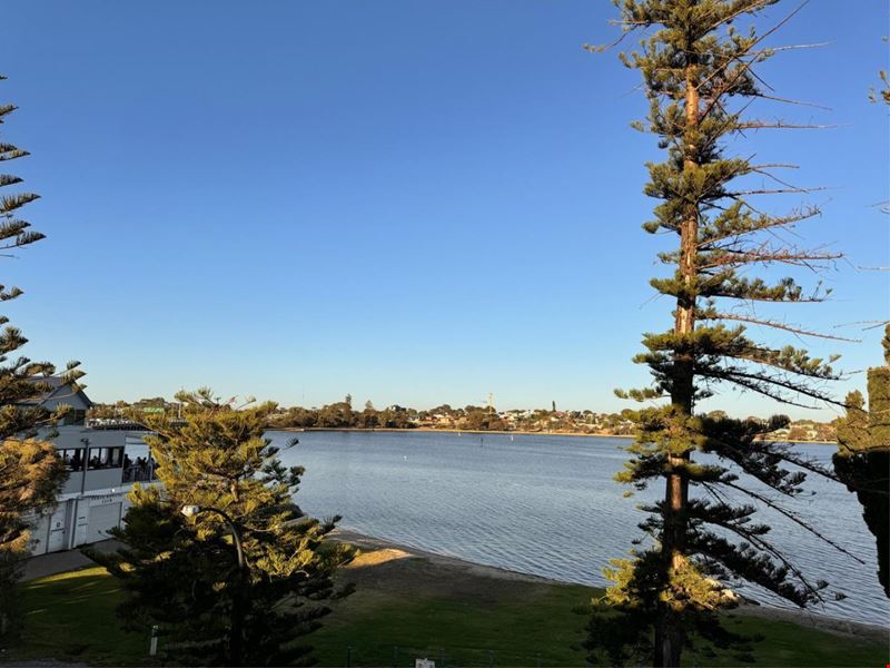 4/9 The Esplanade, Mount Pleasant WA 6153
