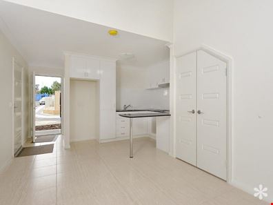 6/25 Southwell Crescent, Hamilton Hill WA 6163