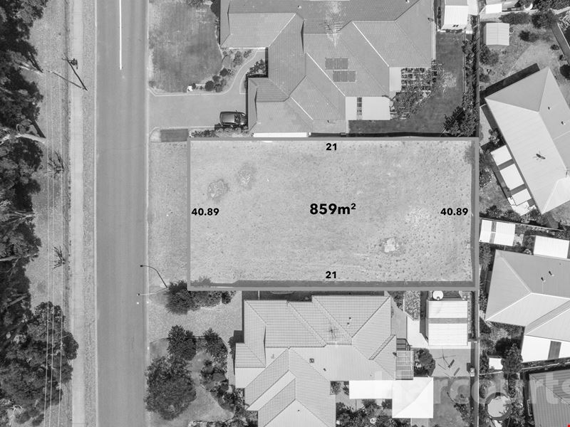 59 Oaklands Avenue, Halls Head WA 6210