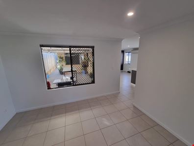 16 Tambrey Avenue, Golden Bay WA 6174