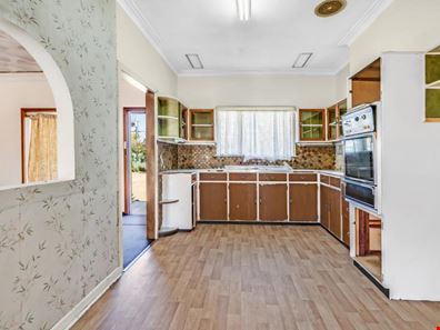 211 Marine Terrace, Geographe WA 6280