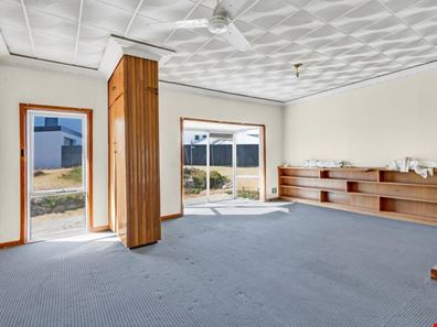 211 Marine Terrace, Geographe WA 6280