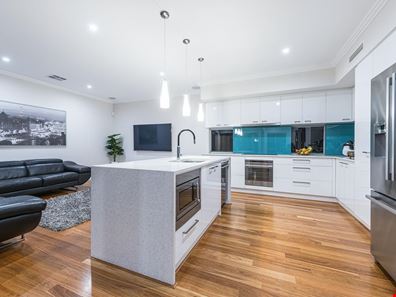 6 Chaucer Street, Yokine WA 6060