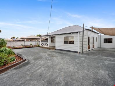 38 Balfour Street, South Kalgoorlie WA 6430