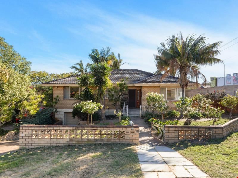 54 Kent Street, Spearwood WA 6163