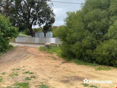 15 Waldeck Street, Geraldton WA 6530