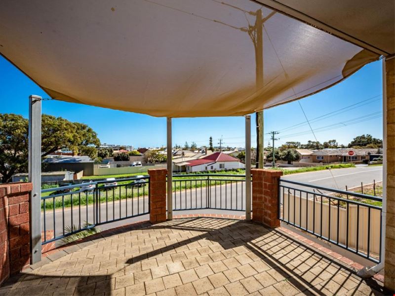 4/3 Sanford Street, Geraldton WA 6530