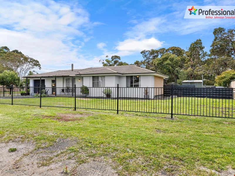 15 Regent Street, Gledhow WA 6330
