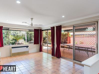 18 Fairmount Close, Bibra Lake WA 6163