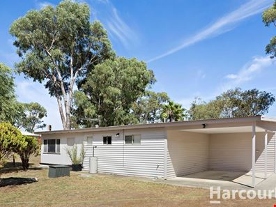 105 Caponi Road, Barragup WA 6209