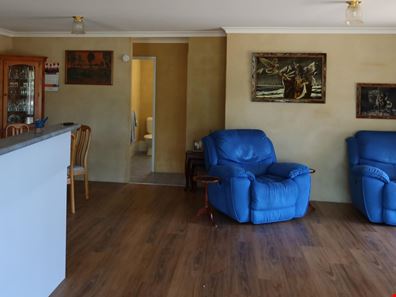 55 Tulloch Drive, Dongara WA 6525