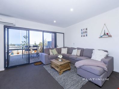 19/50 Commander Drive, Alkimos WA 6038
