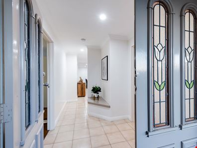 26 Kipling Street, Lake Coogee WA 6166