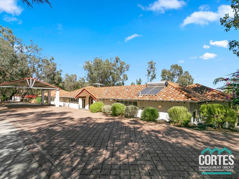 10 LABYRINTH CLOSE, Kelmscott WA 6111