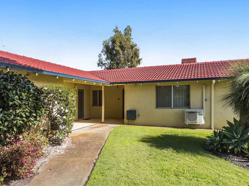 10/10 Houtmans Street, Shelley WA 6148