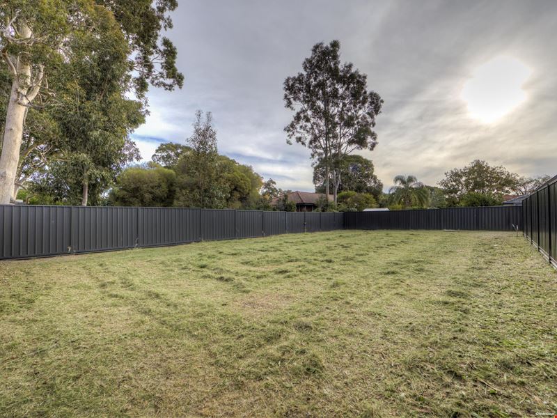 180 Hale Road, Forrestfield WA 6058