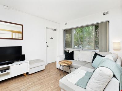1/19 Currie Street, Jolimont WA 6014
