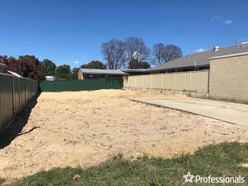 215 Eudoria Street, Gosnells WA 6110