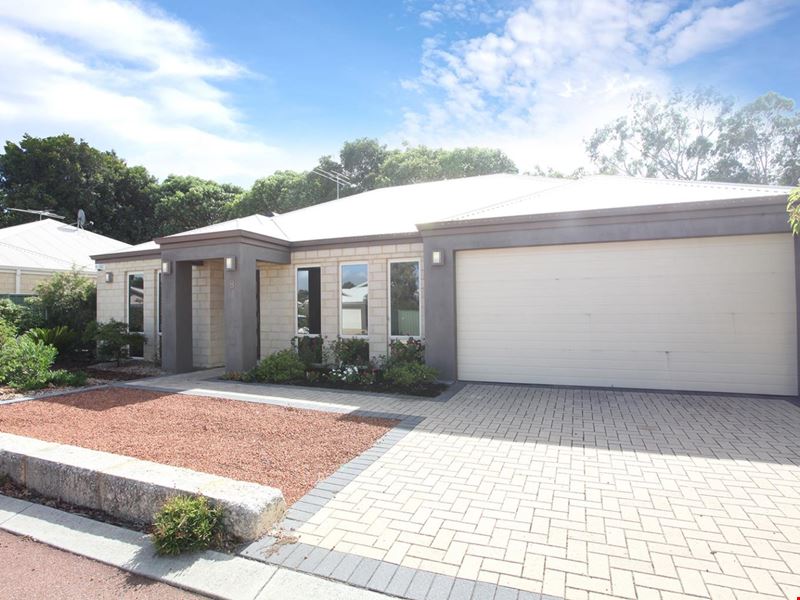 8/98 Canning Road, Kalamunda WA 6076