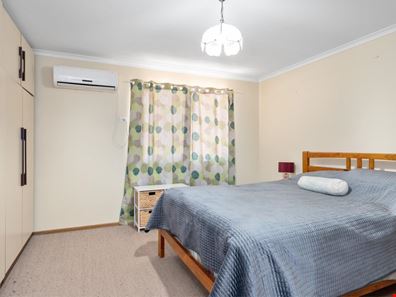 2 Nanson Street, Victory Heights WA 6432