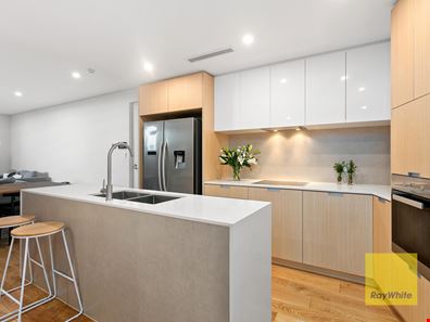 63/2 Milyarm Rise, Swanbourne WA 6010