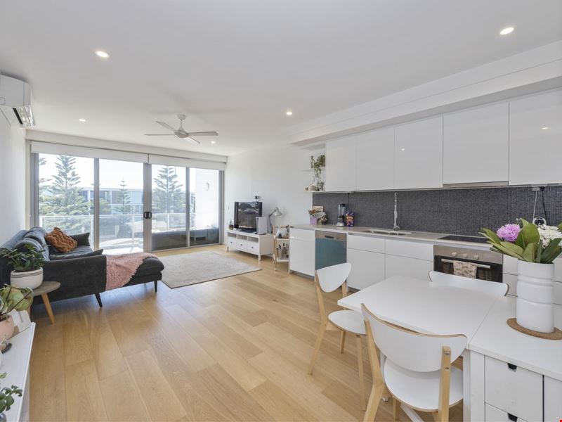 66/34 Shoalwater Street, North Coogee WA 6163