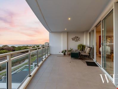 9/52 Rollinson Road, North Coogee WA 6163