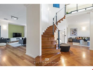 21 Crowley Vista, Salter Point WA 6152