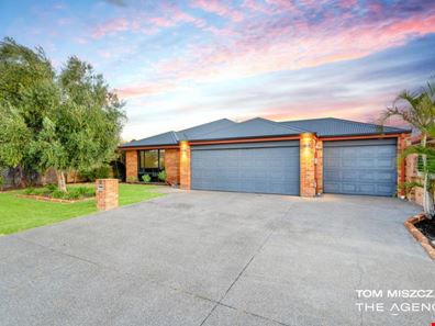 12 Vinciullo Way, Sinagra WA 6065