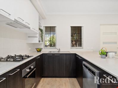 1/18 Stuart Street, Maylands WA 6051