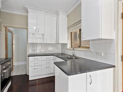 68 Armstrong Road, Wilson WA 6107