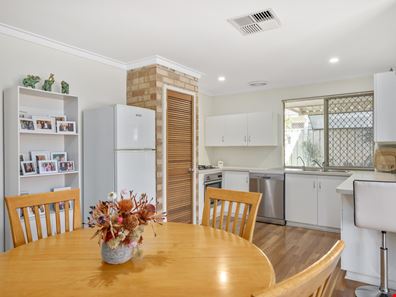 4/215 Washington Street, Victoria Park WA 6100