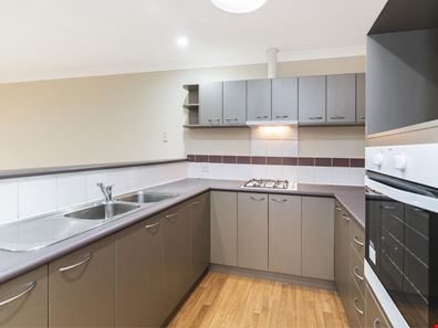 17/27 Pearson  Drive, Success WA 6164