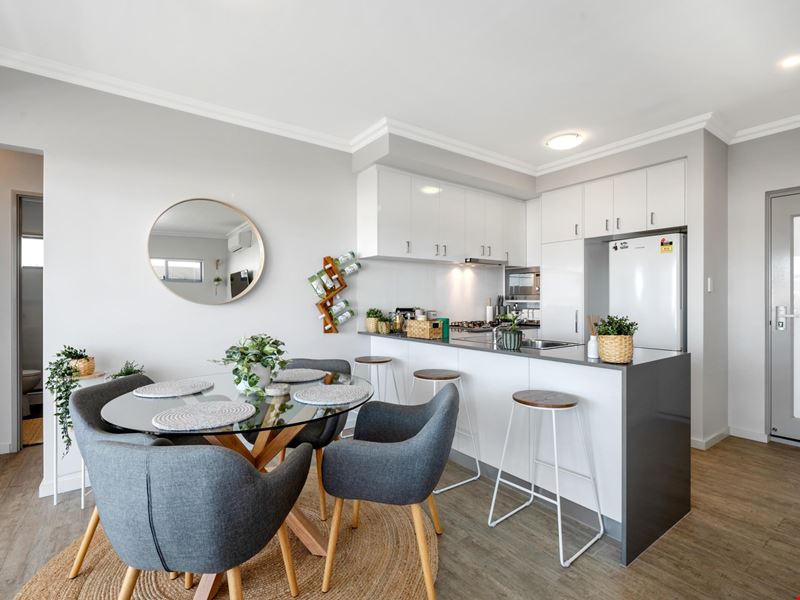 5/13 Belcastro Way, Madeley WA 6065