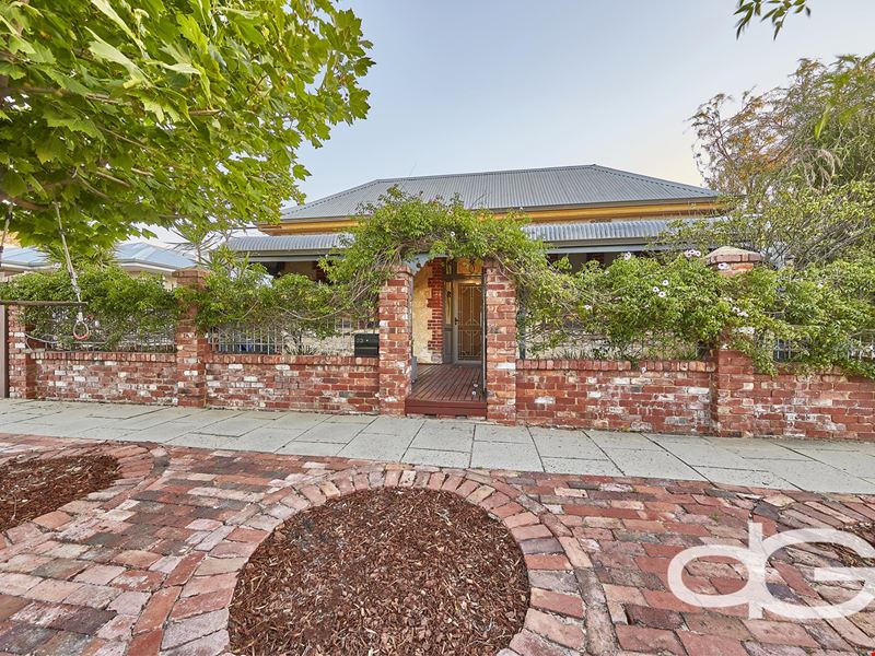 23 King William Street, South Fremantle WA 6162