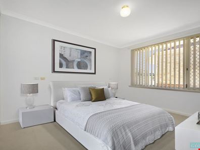 6/664 Beach Road, Hamersley WA 6022
