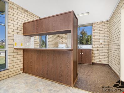 11A Central Road, Wonthella WA 6530
