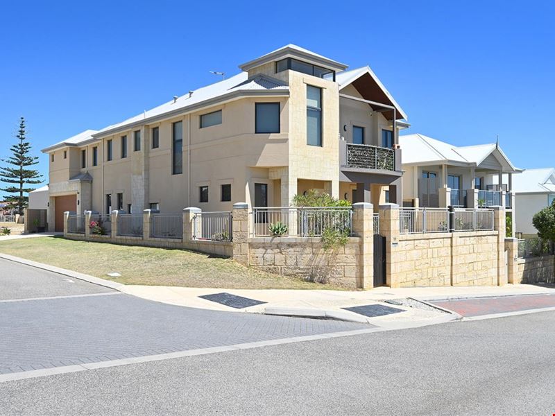 11 Portrush Way, Mindarie WA 6030